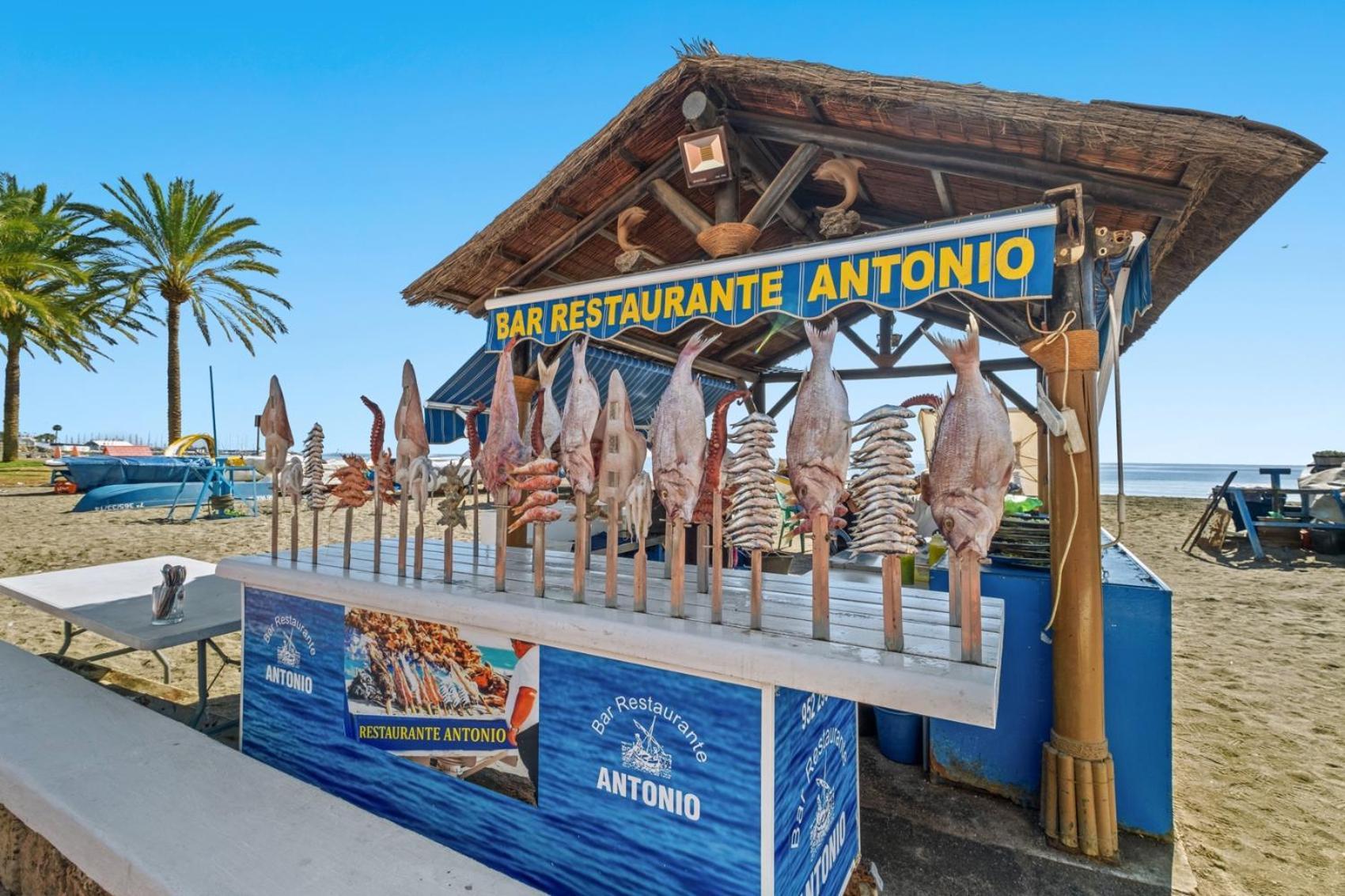 Apartamento Frente A La Playa マラガ エクステリア 写真