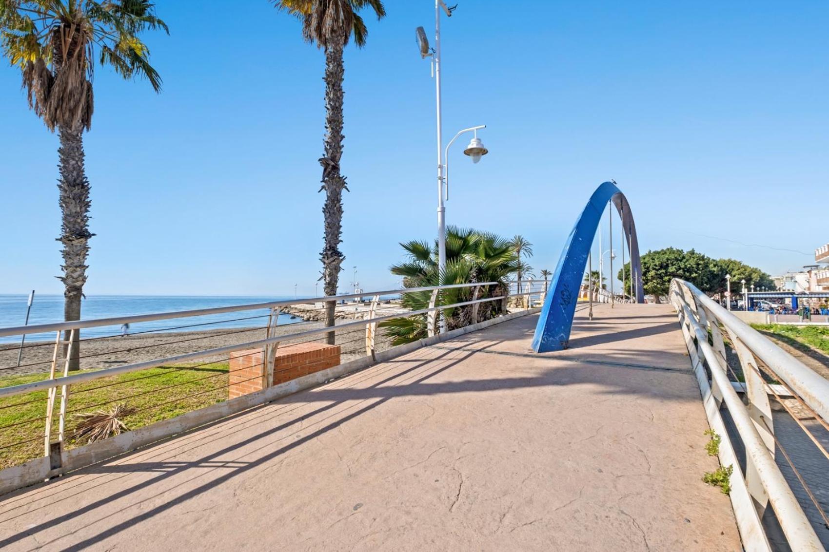 Apartamento Frente A La Playa マラガ エクステリア 写真